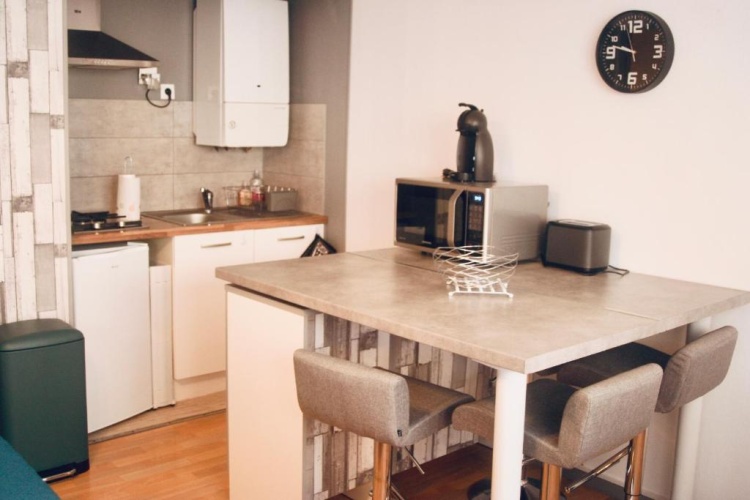 1 Bedroom Apartment