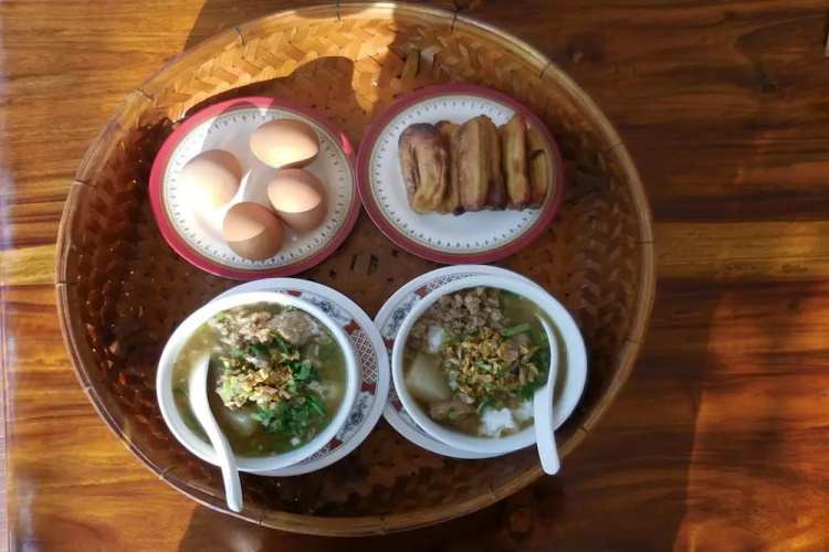 Akechanok Resort & Homestay