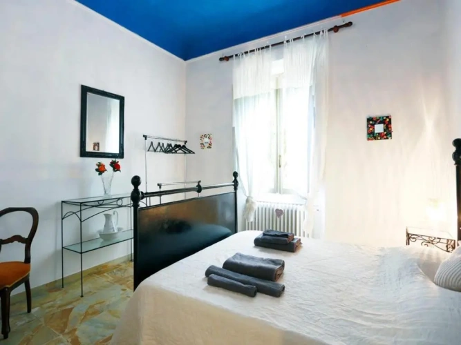 2 Bedrooms Villa
