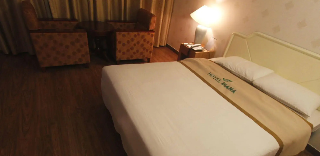 Hotel Diana