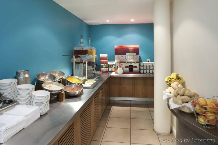 Holiday Inn Express Folkestone - Channel Tunnel photo 12