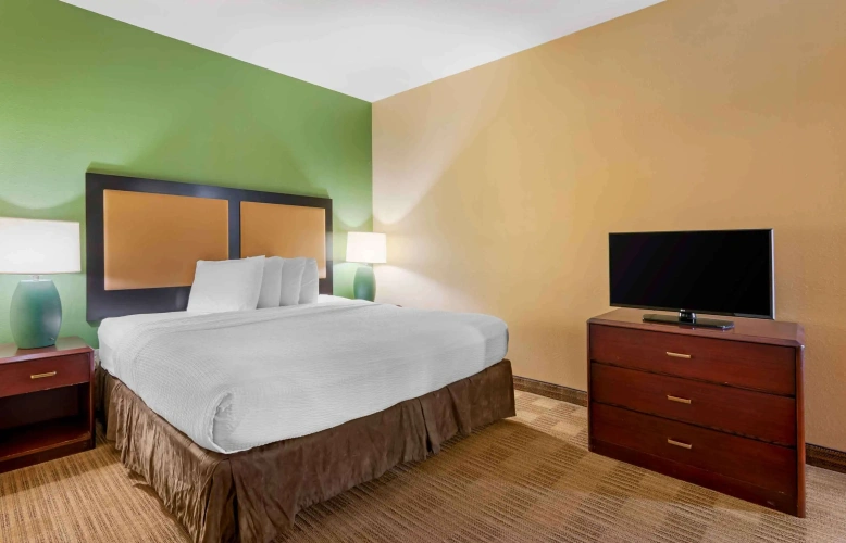 1 Bedroom Double Suite