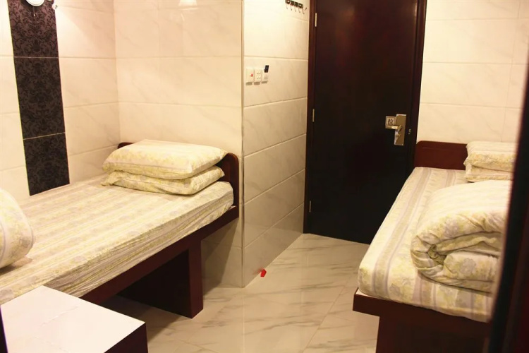 United Co-operate Hotel