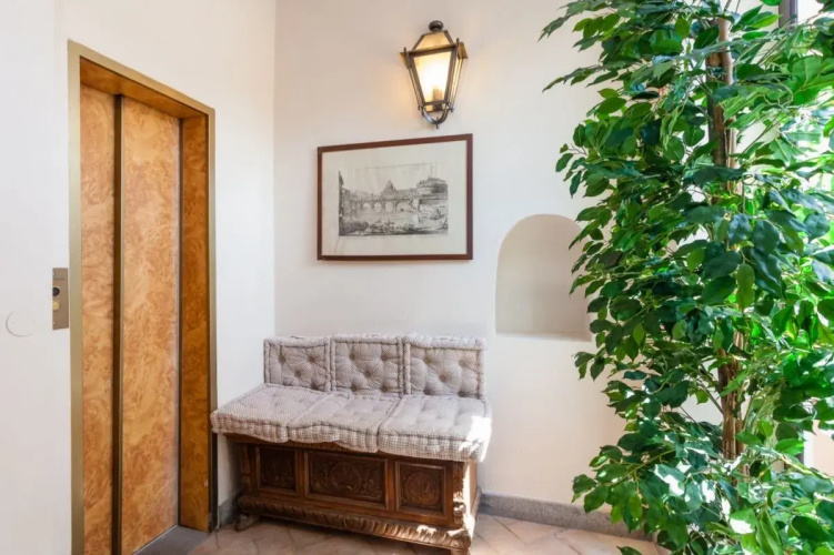 Banchi Nuovi House