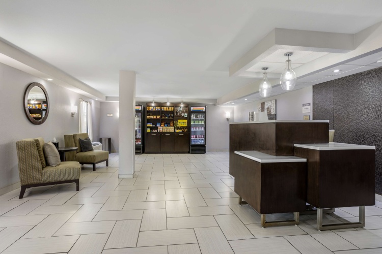 Best Western Plus Jonesboro Inn & Suites photo 17