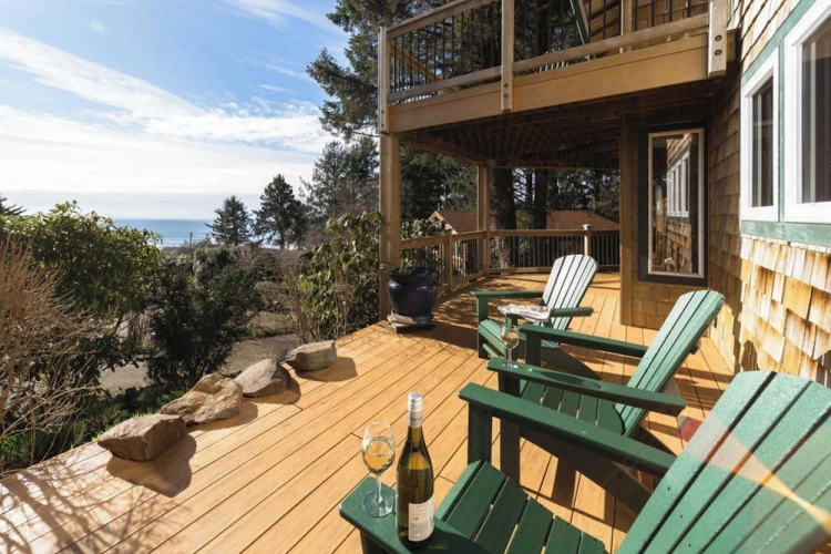 6 Bedrooms Cottage with balcony
