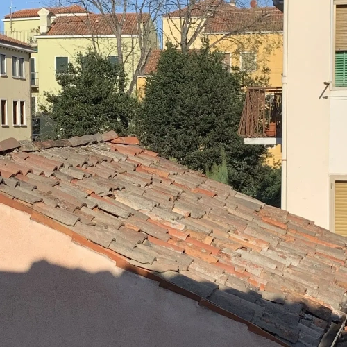 Deluxe Triple room with city view