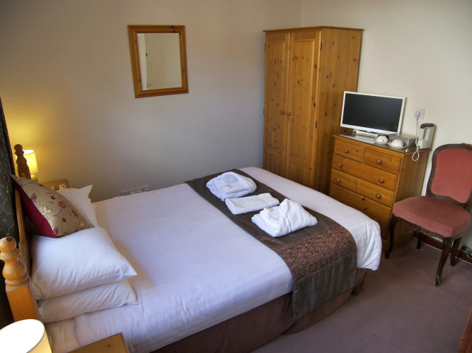 Rosemount Hotel