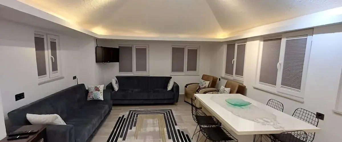Hidirnebi House