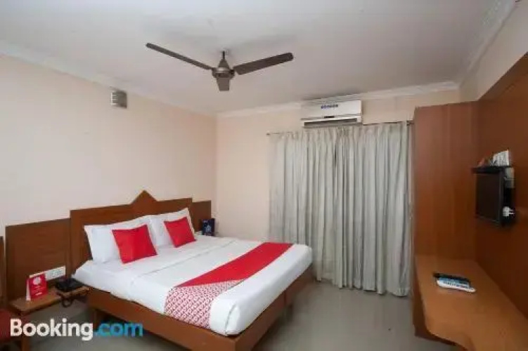 Silver Cloud By OYO Rooms