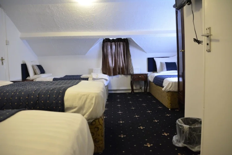 Standard Quadruple room