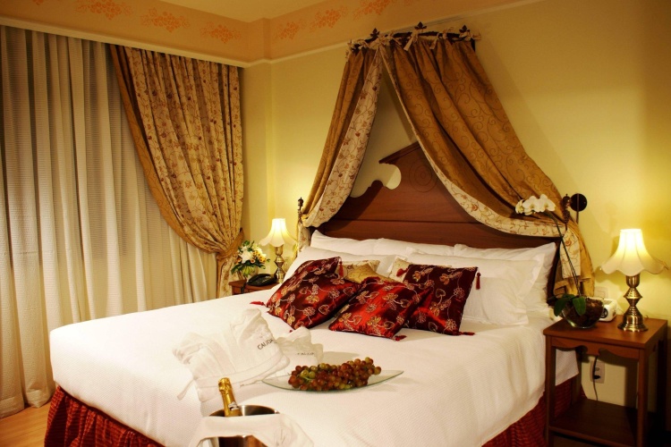1 Bedroom Royal Double Suite