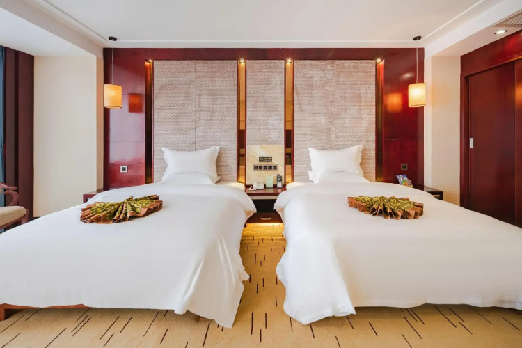 Haolong Hotel