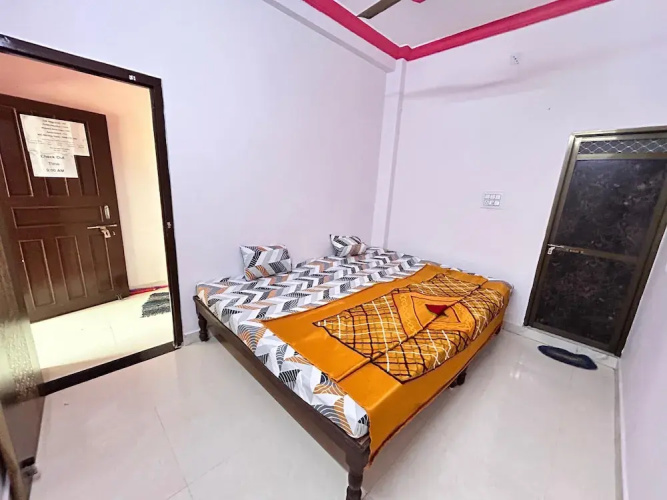 Anirudhha Home Stay