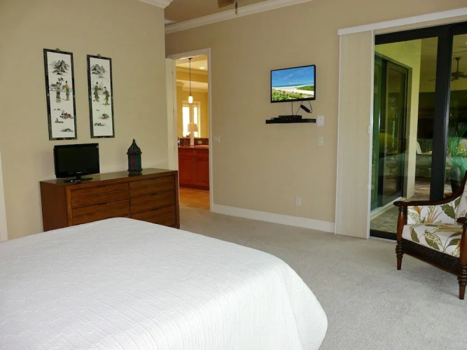 808 Seagrape Drive
