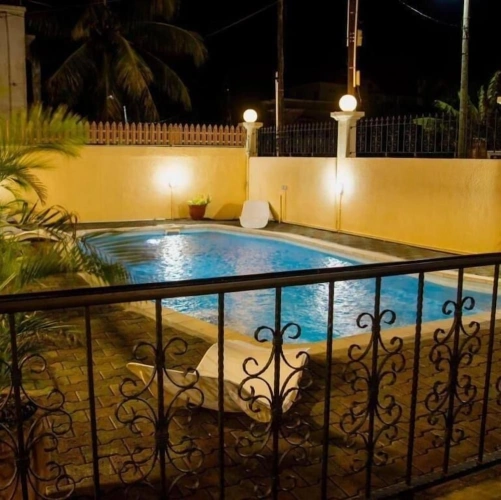 1 Bedroom Apartment with balcony and with courtyard view