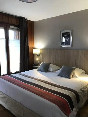 Standard Double room with view
