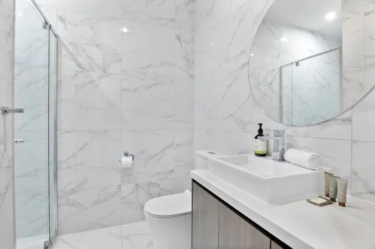 Bright 2-bed Glenroy Home With Courtyard