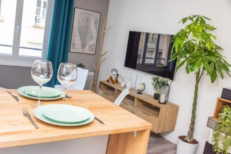 2 Bedrooms Double Apartment