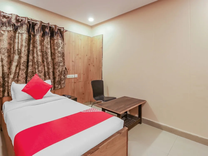 Tourist Krishna Inn