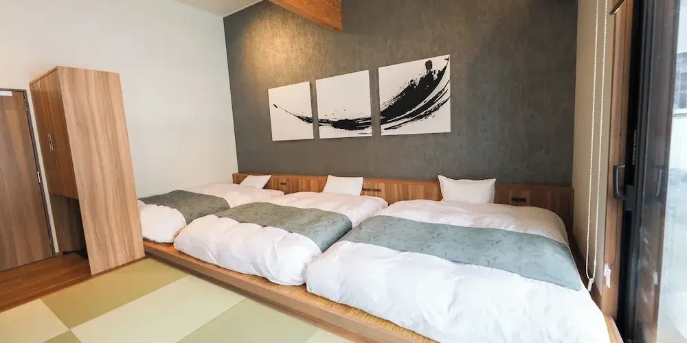 Premium Triple room