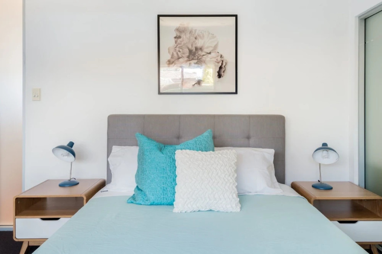 Studio 64 Oyster Bay Modern