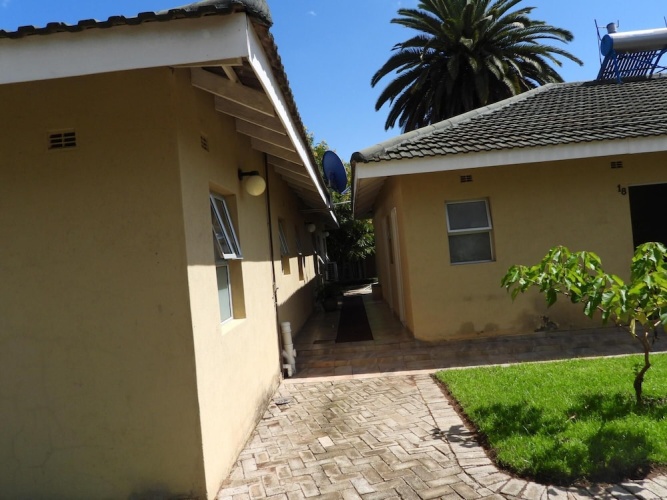 2 Bed Apartment With Ensuite Kitchenette- 2071 - Harare