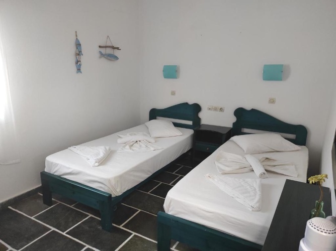 Standard Triple room with mountain view