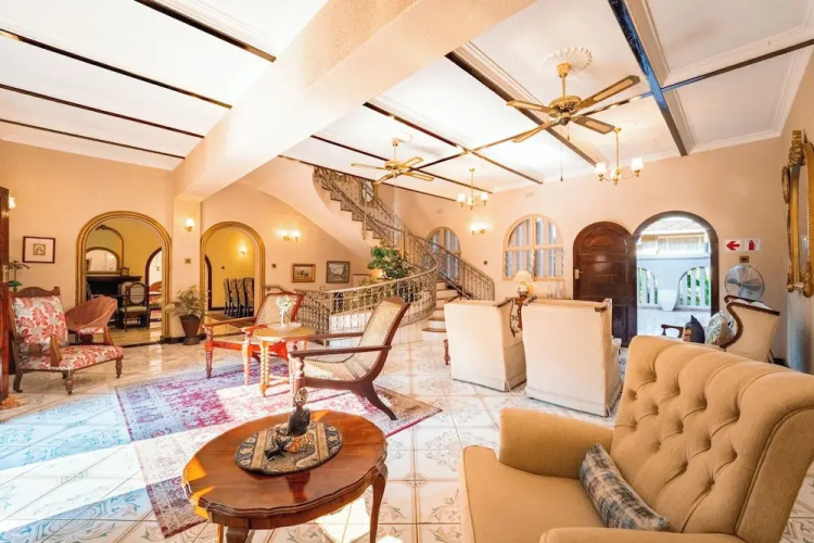 The Victorian Manor