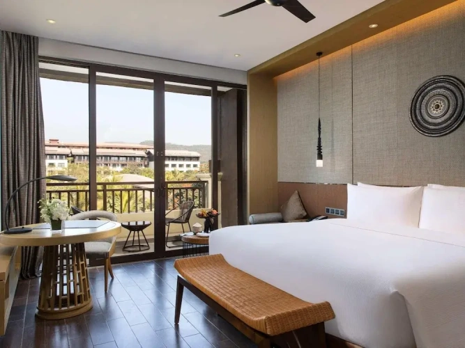 Deluxe Double room with balcony