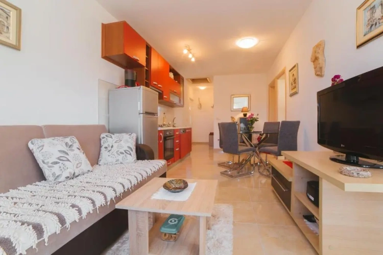Apartment with balcony