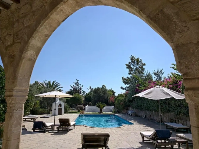 Deluxe Villa