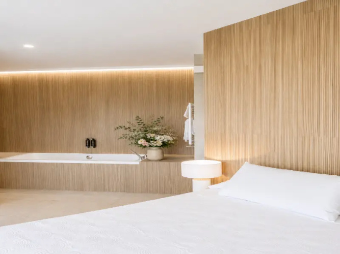 Deluxe Double Suite