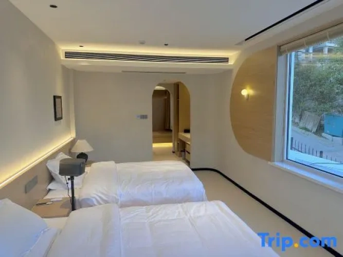 Deluxe Family room