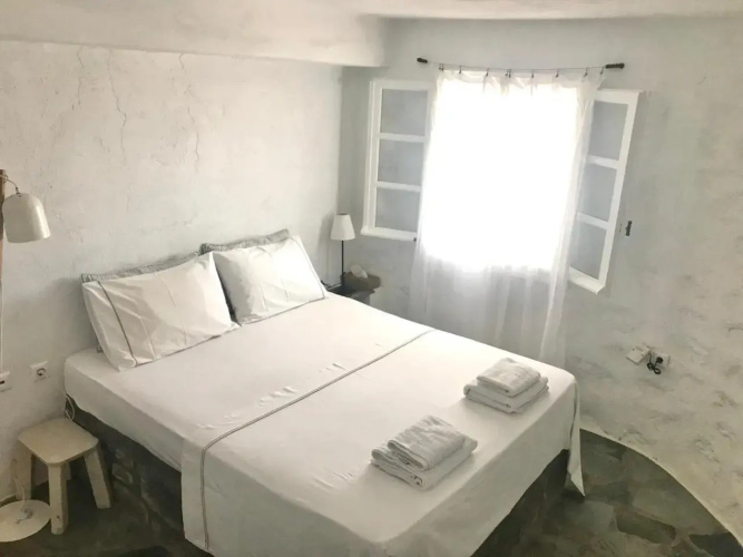 Idyllic Sea Views for 2