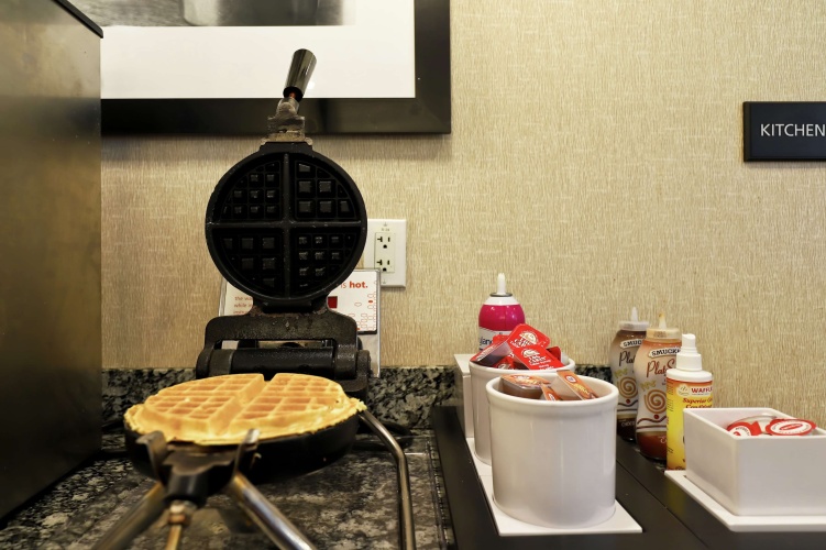 Hampton Inn by Hilton Chilliwack photo 25