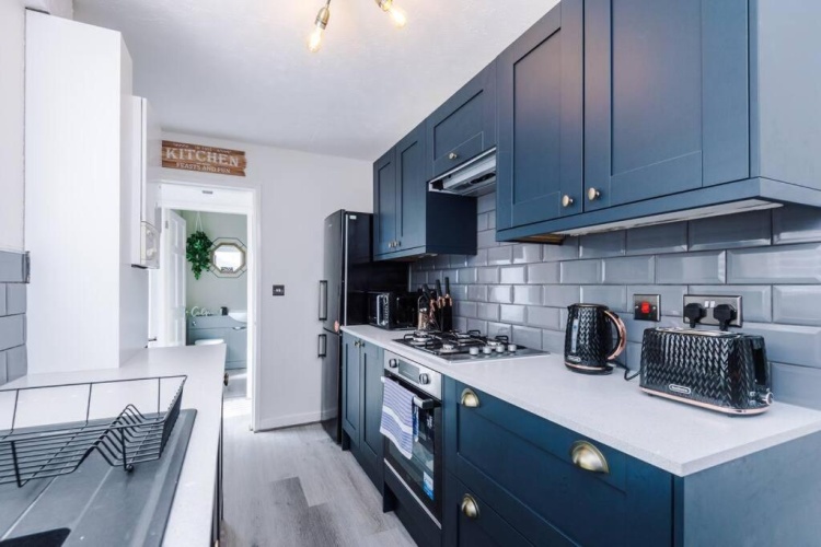 2 Bedrooms Cottage