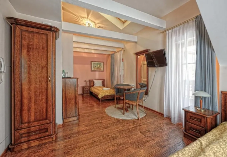 Standard Quadruple room