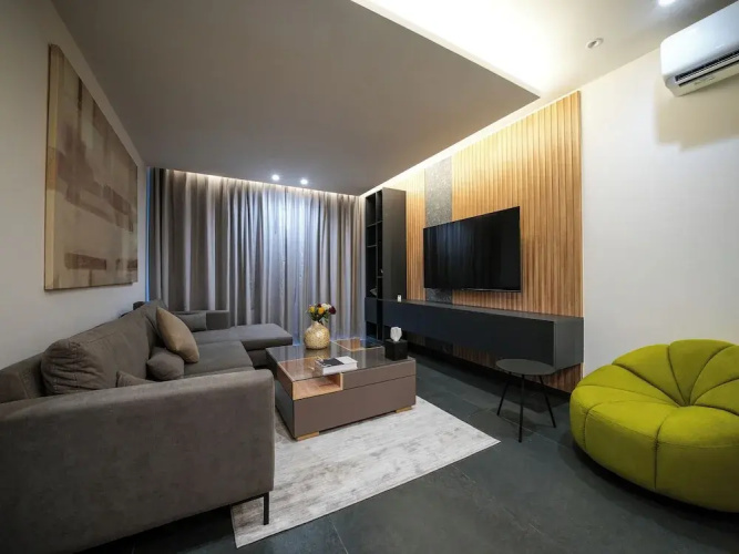 L'Avenue Hotel Apartments