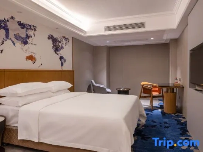 Standard Double room with lake view