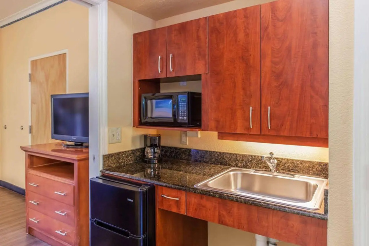 Beachside Hotel & Suites Cocoa Beach photo 32