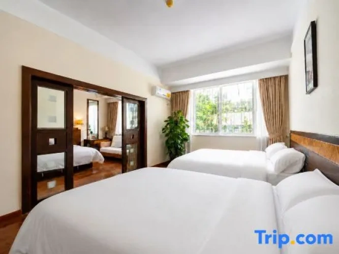Twin Family Suite