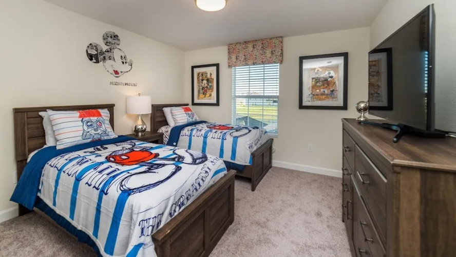 4897 Romeo Circle
