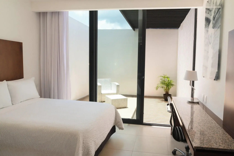 Fiesta Inn Playa del Carmen