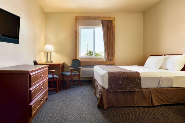 Travelodge by Wyndham Gillette