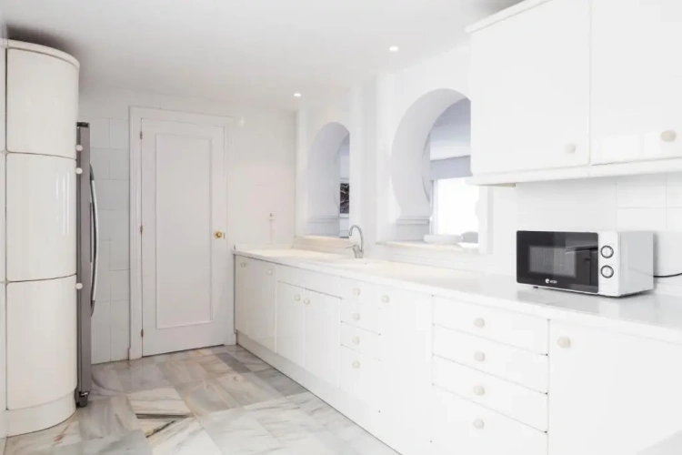 2 Bedrooms Apartment with view