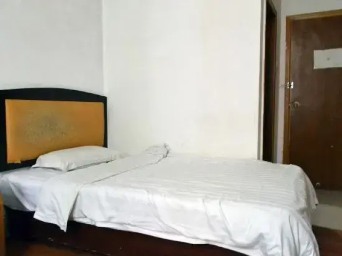 Jinyi Hotel