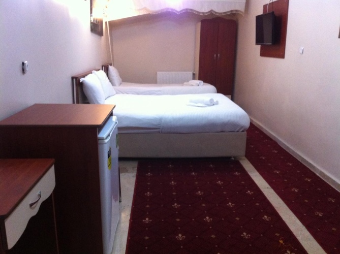 Economy Triple room