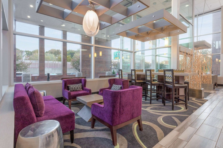 La Quinta Inn & Suites by Wyndham Clifton/Rutherford photo 21