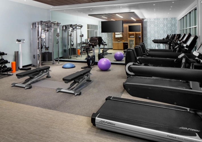 Hotel Indigo Gainesville-Celebration Pointe photo 28